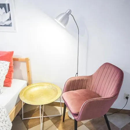 Lion - Your Own In Cracow * 克拉科夫